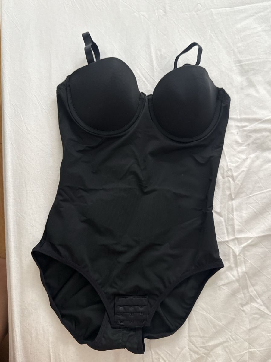 Tops: Body top – D'occasion à Nebikon par Preloved_bykelly