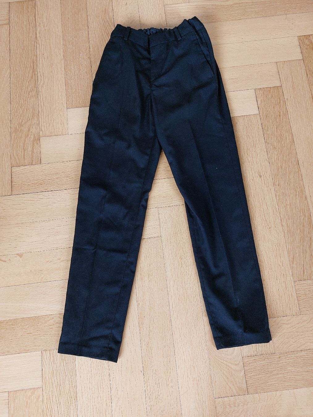 H&M Pantaloni: Bundfaltenhose Kinder – Usato da Kriens venduto da nordlicht09