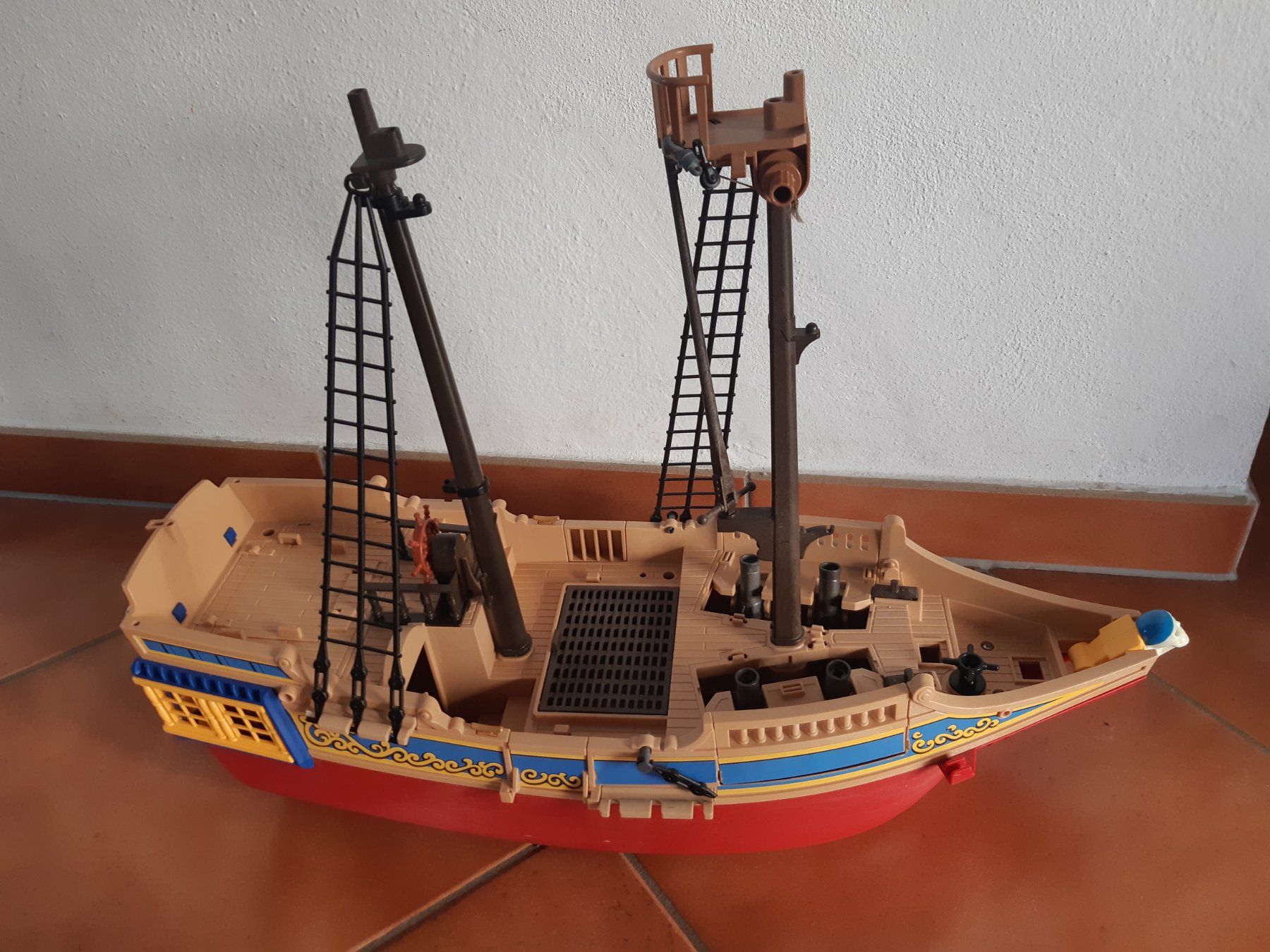 Playmobil Giocattoli: Nave pirata Playmobil . – Usato da Magliaso venduto da Dlele 1