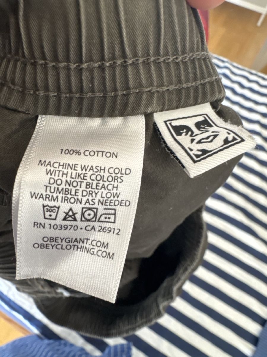 Hosen: Shorts Obey Grösse M  – Neu (gemäss Beschreibung) aus Bern von nikwy 2