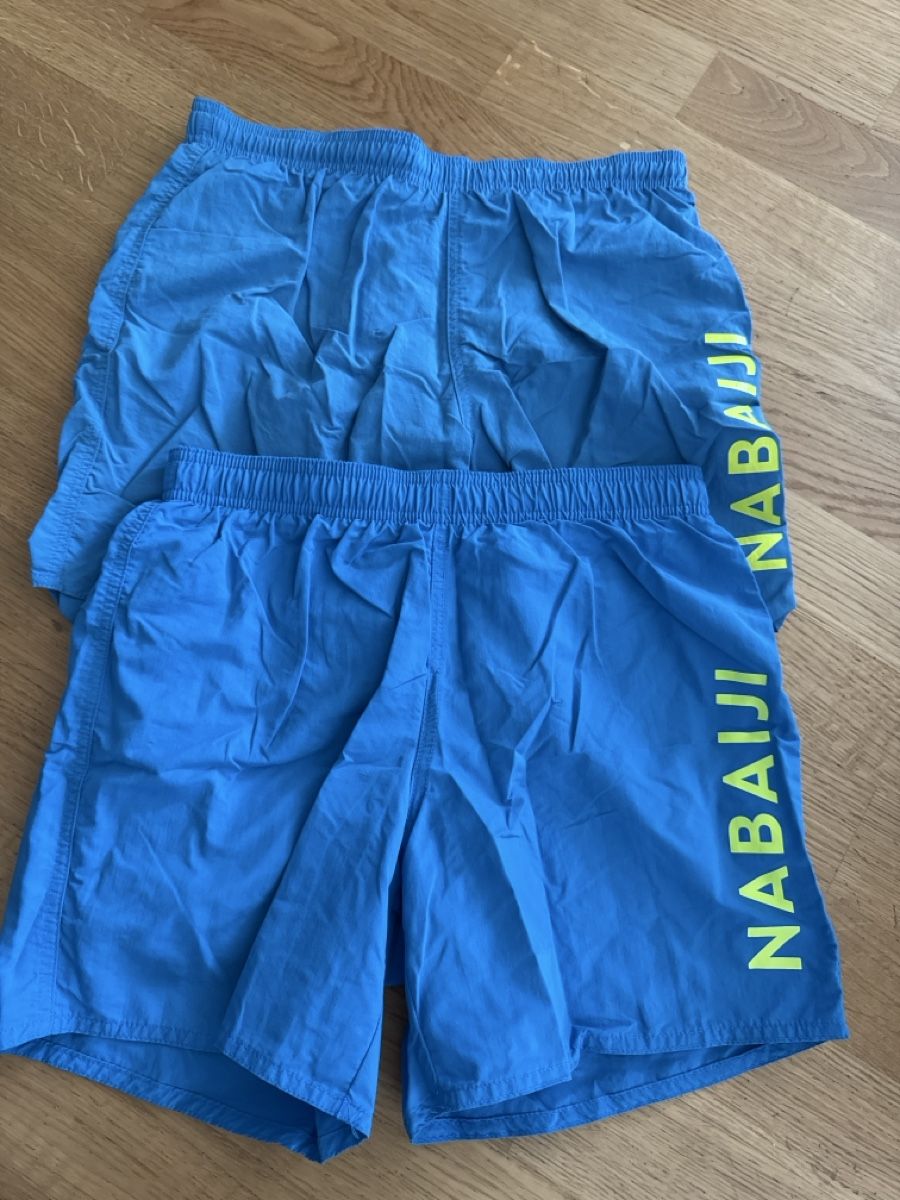 Pantaloni: 2x Badehosen Nabaiji, Gr S – Usato da Zürich venduto da szityu