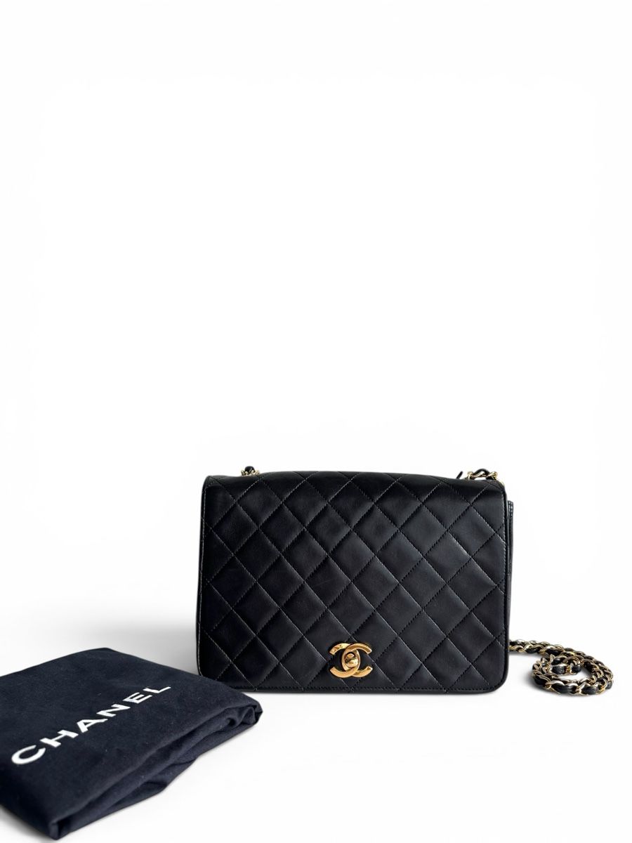 Chanel Taschen für Damen: CHANEL Lambskin Vintage Single Flap Bag – Gebraucht aus Kriens von hannaandkiko