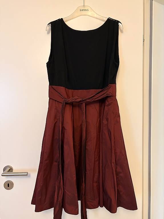 Vestiti: Elegantes Kleid der Marke Swing – Usato da Olten venduto da sve_lc7b
