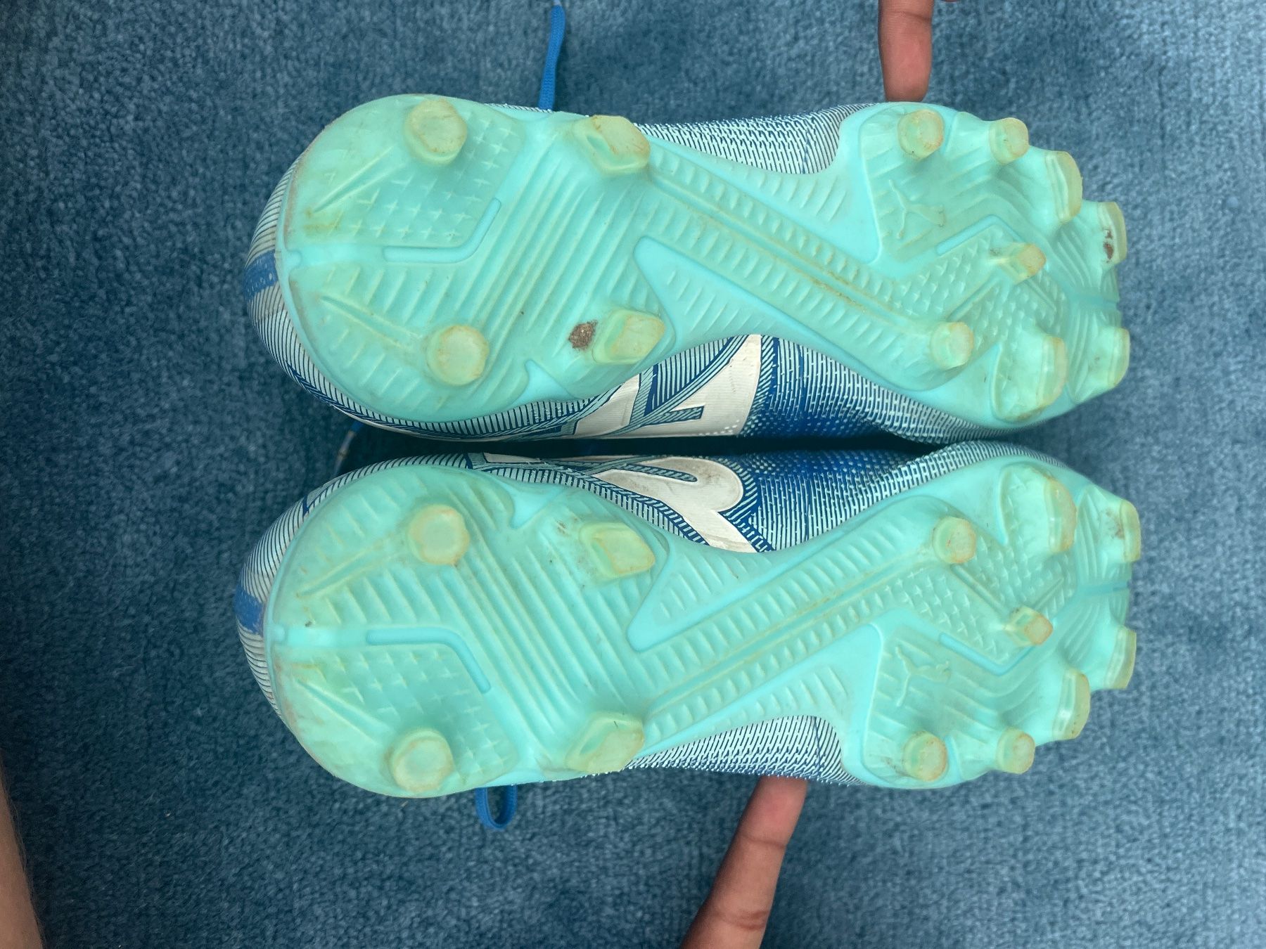 Puma Schuhe für Jungen: Fussballschuhe Puma Future Grösse 40gebraucht – Gebraucht aus Zumikon von RenginA 3
