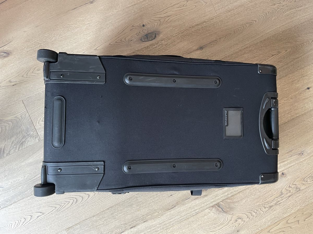 Dakine Valigie: Dakine Reisetasche / Rollkoffer – Usato da Wettswil venduto da Pandora95 3