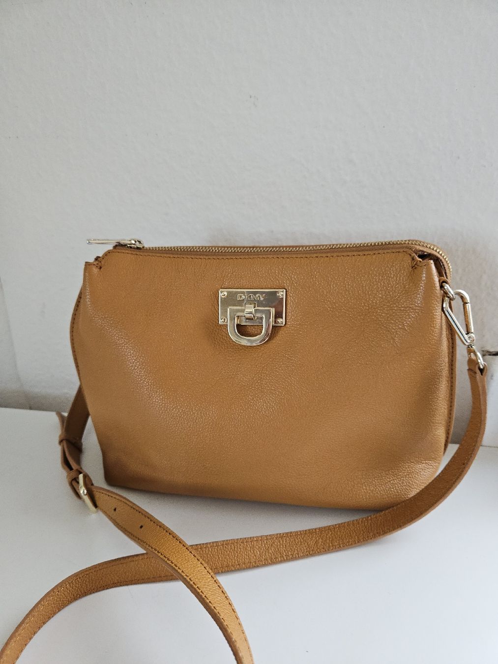 DKNY Taschen für Damen: DKNY Handtasche, cognac-farbig, Leder – Gebraucht aus Urdorf von Colina 5