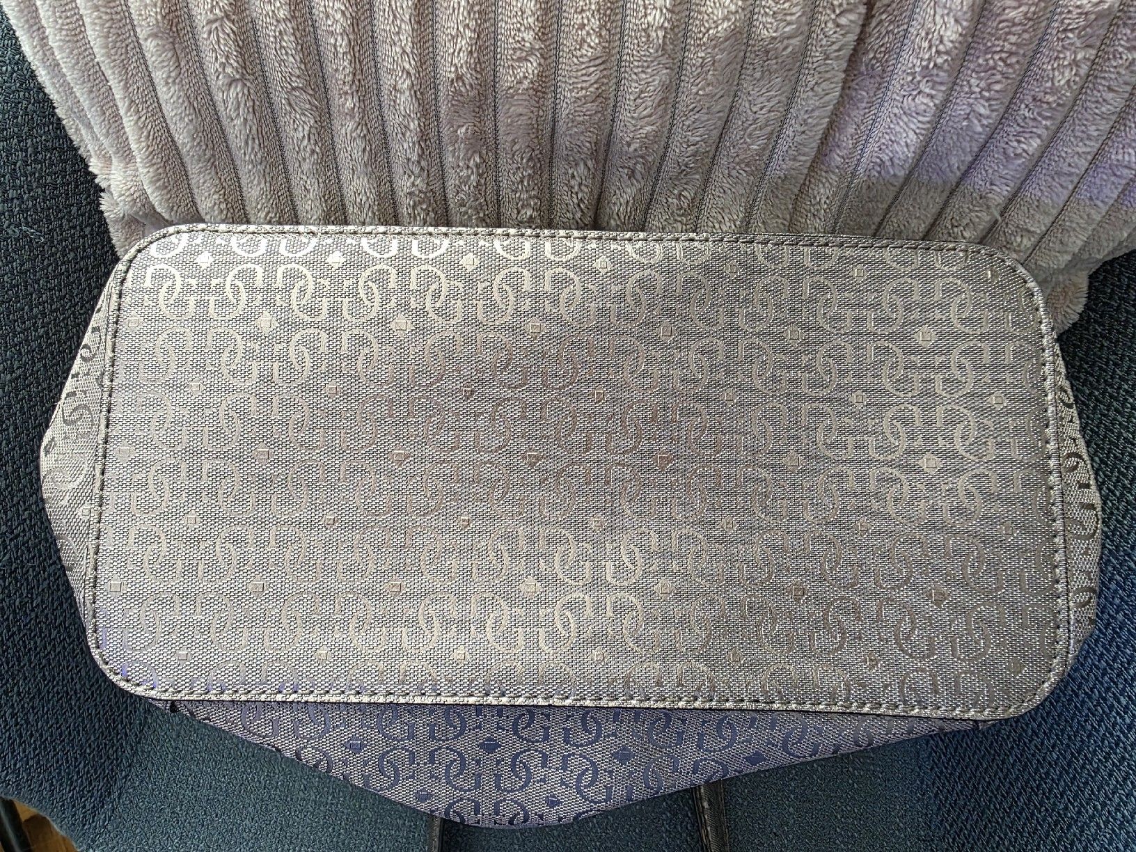 Guess Taschen für Damen: GUESS Tasche – Gebraucht aus Pratteln von bea_bxv5 3