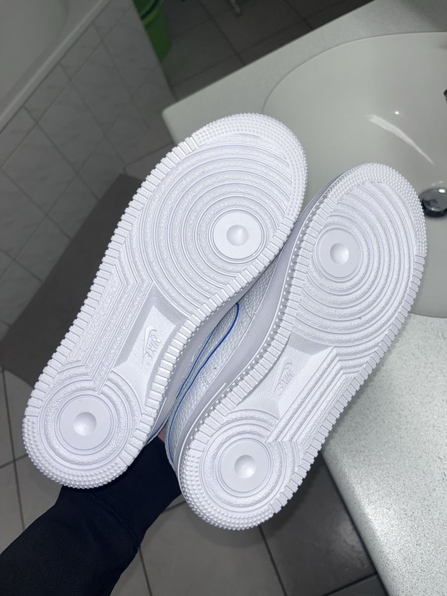 Nike Scarpe da uomo: Nike Air Force – Nuovo (secondo la descrizione) da Uttwil venduto da kindziaks 4