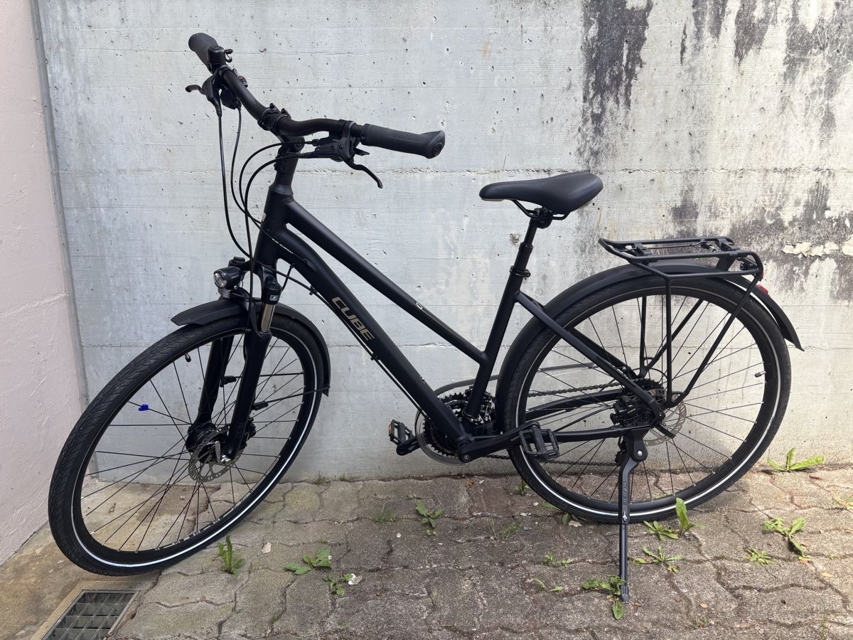 Cube Biciclette: Cube Touring ONE 28' / 46cm/XS - Neuwertig – Usato da wenslingen venduto da kulturseller