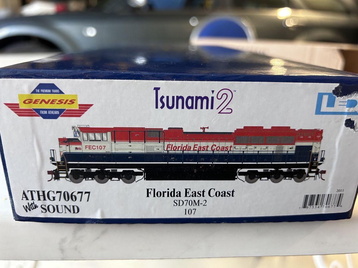 Athearn Modelleisenbahnen: SD70M-2 FEC #107 – Neu (gemäss Beschreibung) aus Leuzigen von pierrot-ho 9
