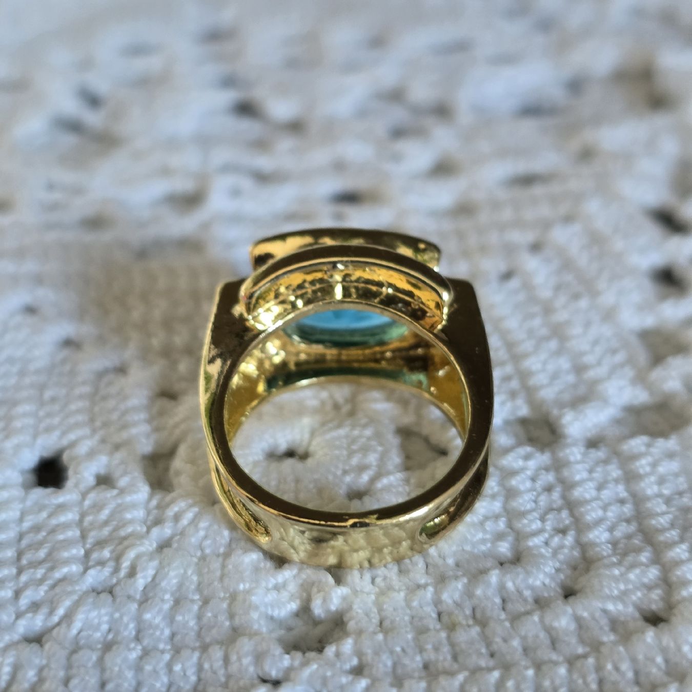 Ringe: Ring Goldfarben mit blauem Stein – Neu (gemäss Beschreibung) aus Rheinsulz von Gilea 4