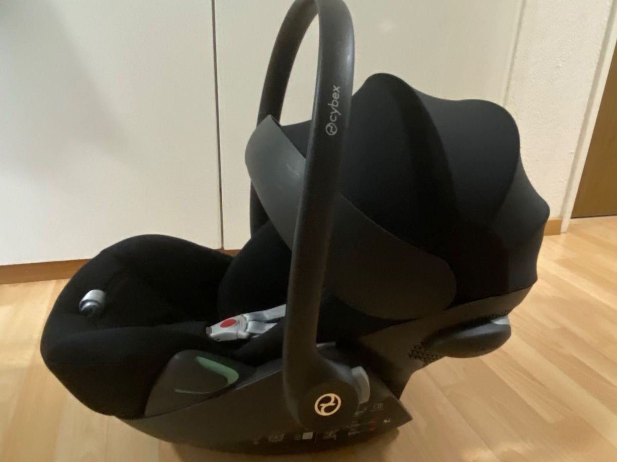 Cybex Sièges auto: Babyschale CYBEX Cloud G i-size – D'occasion à Freienbach par JuH94 2