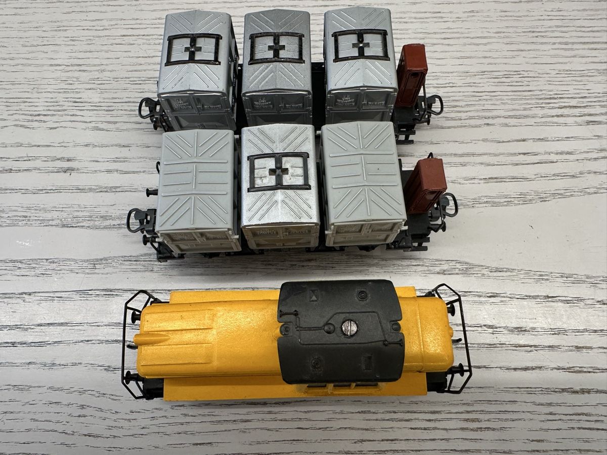 Märklin Modellini di ferrovie: Märklin 3080 DHG 500 Containerzug – Usato da Lupsingen venduto da New-Haven 3