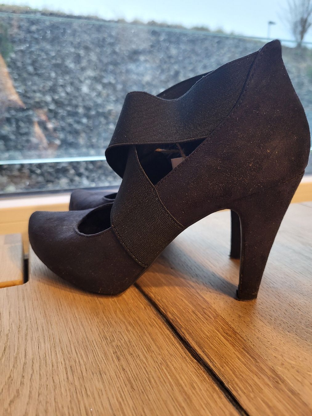 Damenschuhe: Escarpins taille 37 – Gebraucht aus Ecuvillens von loloall 2