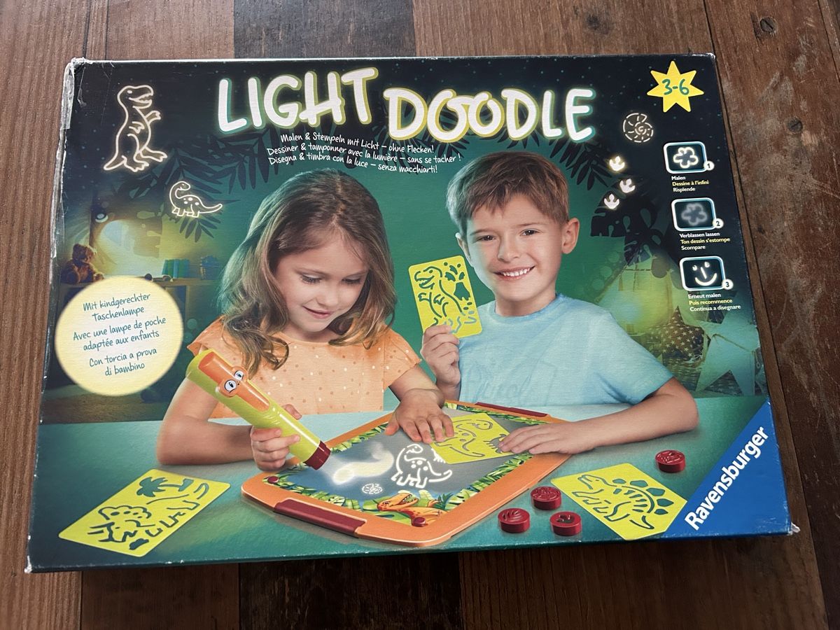Ravensburger Spielzeuge: Light Doodle drawing set Ravensburger 3-6 years old – Gebraucht aus Zürich von mar_d7zz