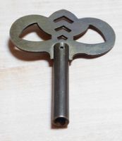 Kreuz-Messing-Schlüssel,  Innenkant Konter zu PH1, PD1