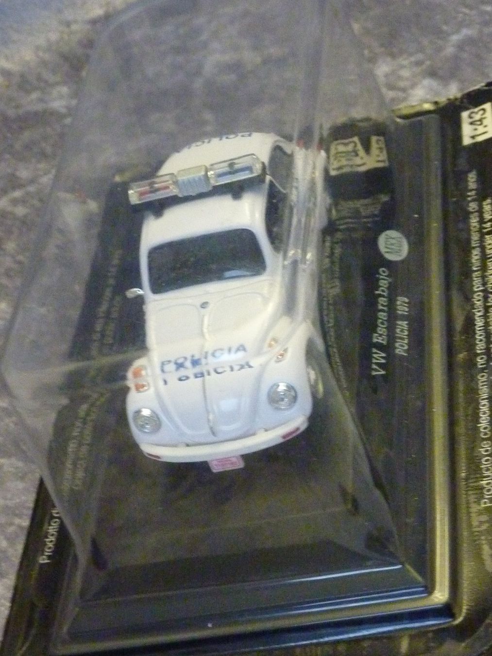 Volkswagen Modellini d'auto: VW Käfer Policia Mexico 1979  1:43 – Nuovo e nell'imballaggio originale da Dürrenäsch venduto da modellautos4you 1