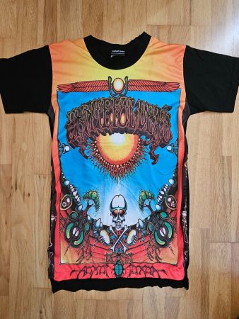 T-Shirt bedruckt Grösse M guter Zustand neu Bandshirt