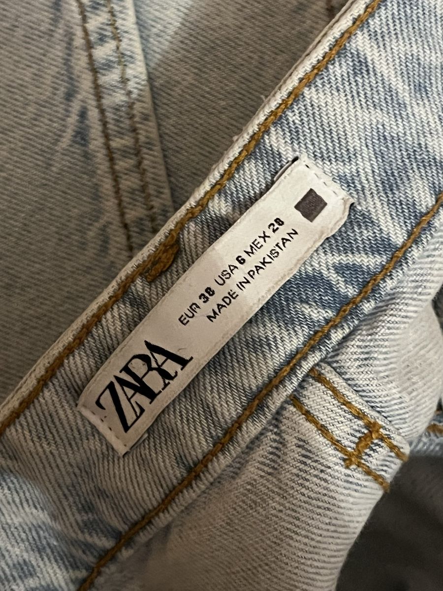 Zara Jeans: Jean ZARA bleu clair, taille 38 – Nuovo (secondo la descrizione) da Siviriez venduto da fefe345 3