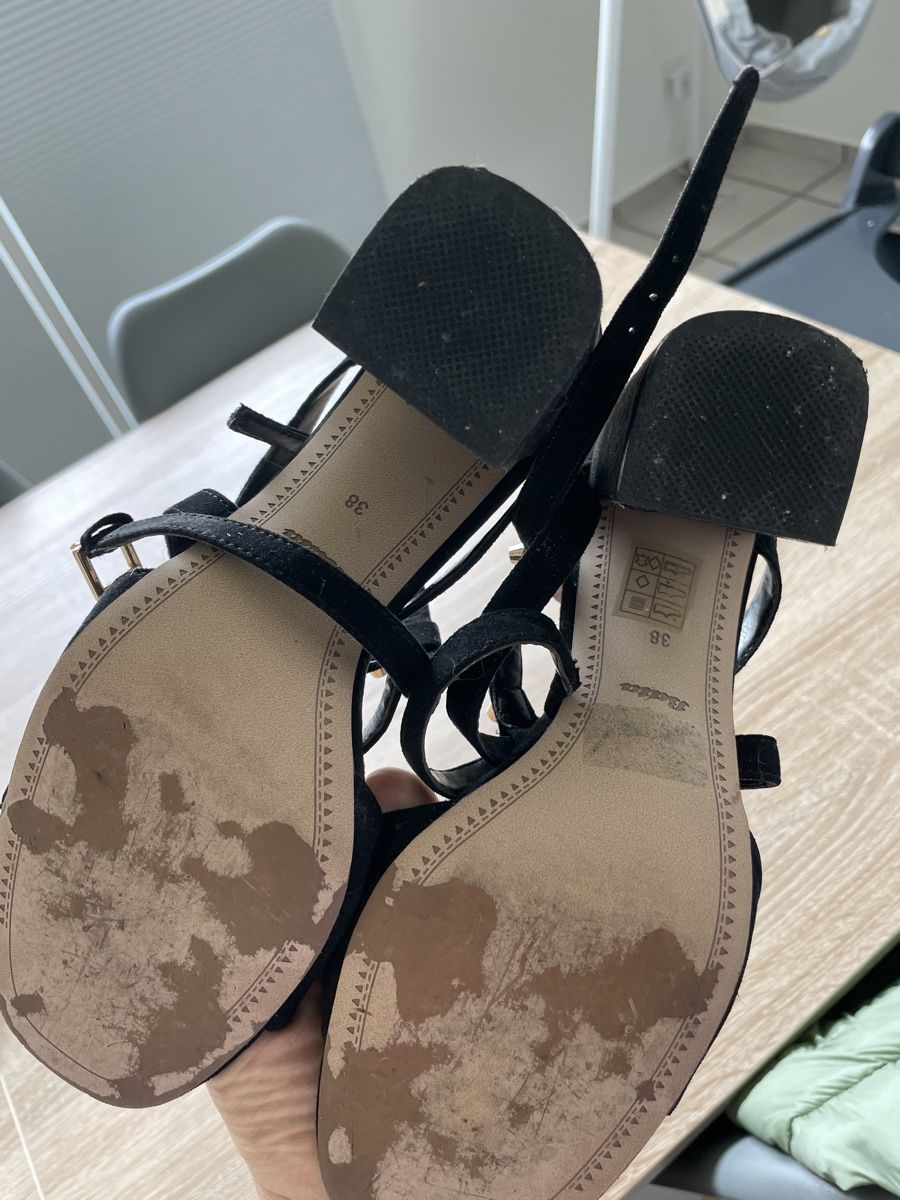 Damenschuhe: Schicke Sandalen von Bata, schwarz, Grösse 38 – Gebraucht aus Diegten von kip_wg9z 1