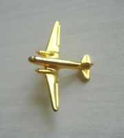Douglas DC 3 Pin Anstecker vergoldet