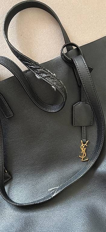 Borse da donna: Saint Laurent Shopper E/W aus Leder – Usato da Menzingen venduto da ath_2byd 1