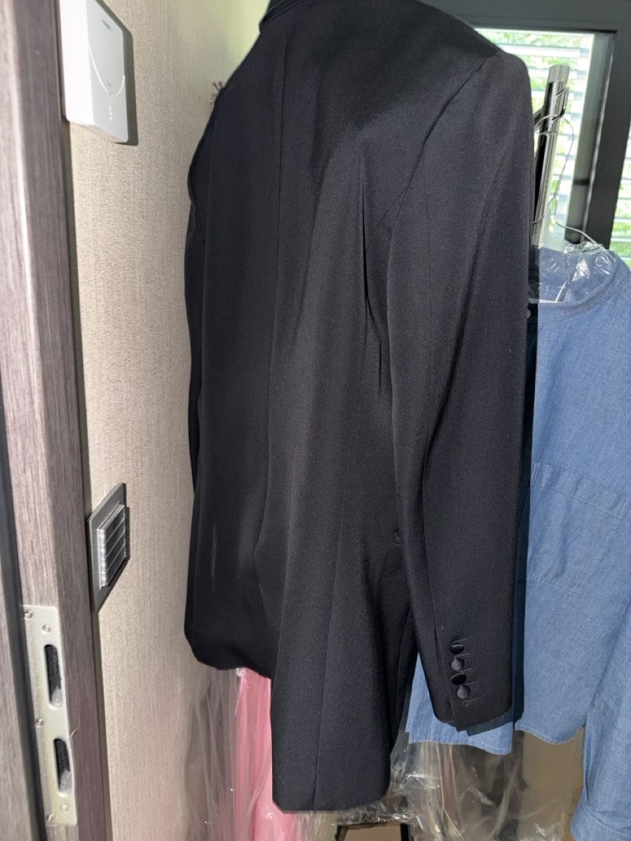 Balmain Giacche: Balmain Black Jacket wool /silk oversized style – Nuovo (secondo la descrizione) da Genève venduto da val_rp9x 8