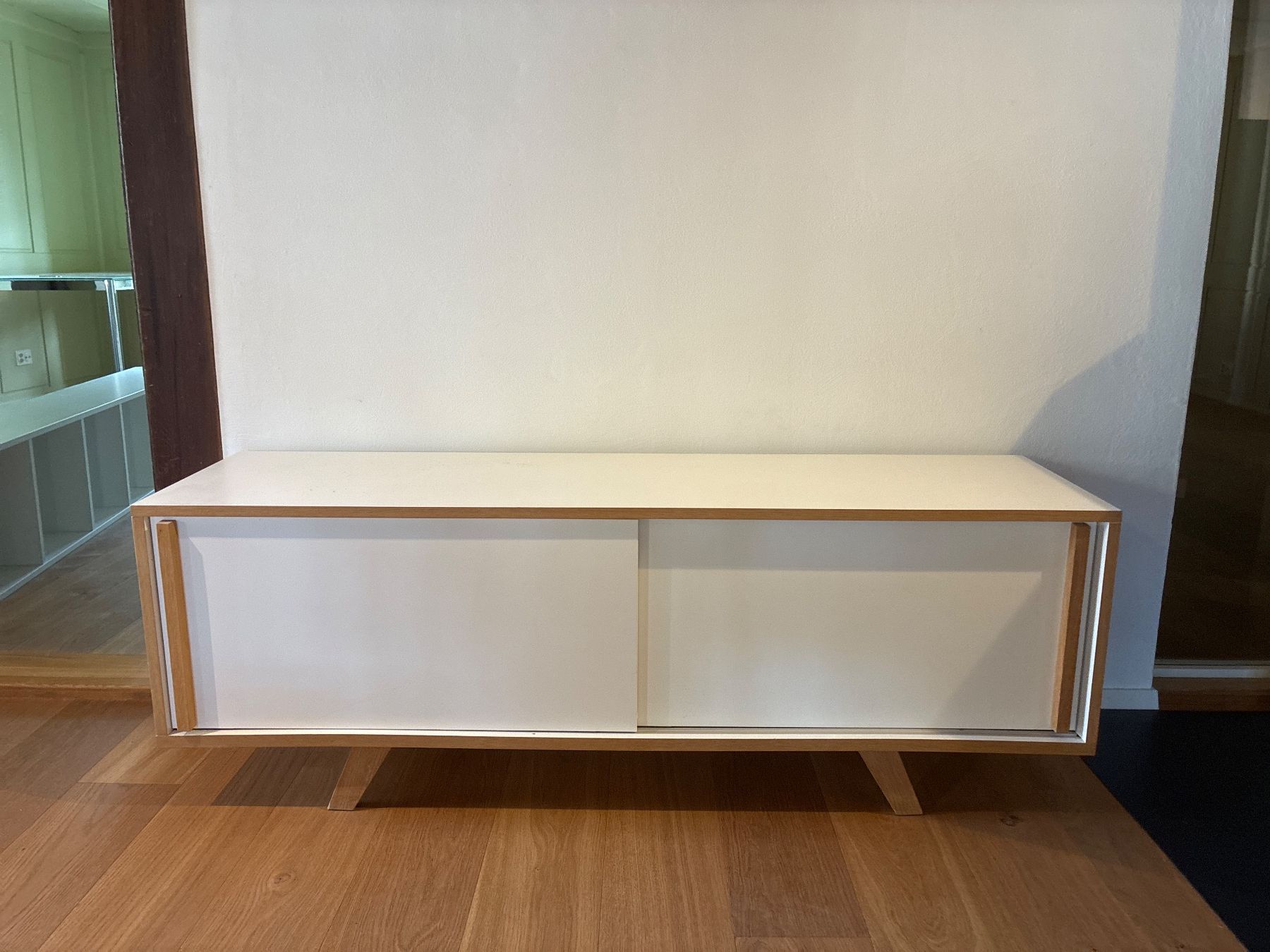 Commodes: Sideboard weiss Holz – D'occasion à Frick par 01100110