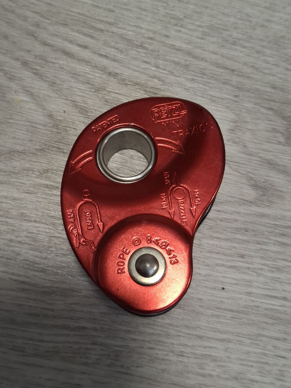 Attrezzatura da arrampicata: Petzl Mini Traxion – Nuovo (secondo la descrizione) da Bottmingen venduto da Rothorn05