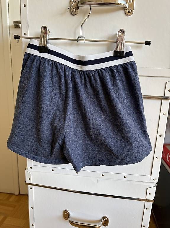 Pantaloni: Short l'asticot 5-6 ans – Usato da Genève venduto da sandram02 1