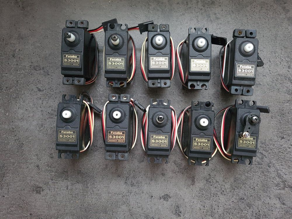 10 servos Futaba S3001 Kaufen auf Ricardo