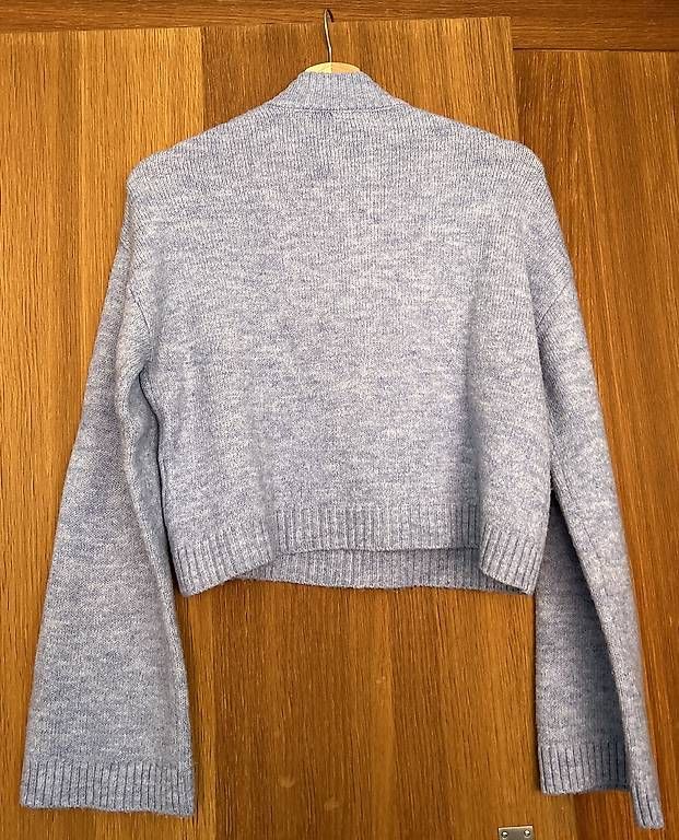 Pullover & Sweatshirts: blauer Wollepullover – Gebraucht aus Gais von T_iziana 1