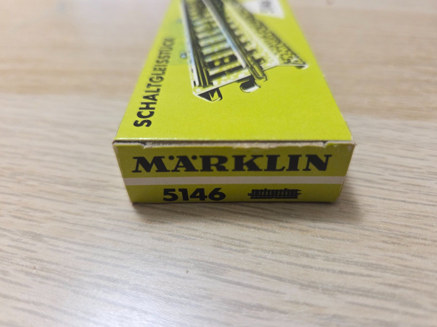 Märklin Modellini di ferrovie: Märklin 5146 Schaltgleis H0 – Usato da St-Aubin-Sauges venduto da Lo_Go 1