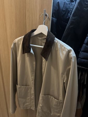 Massimo Dutti  Jacke beige mit braunem Kragen guter Zustand