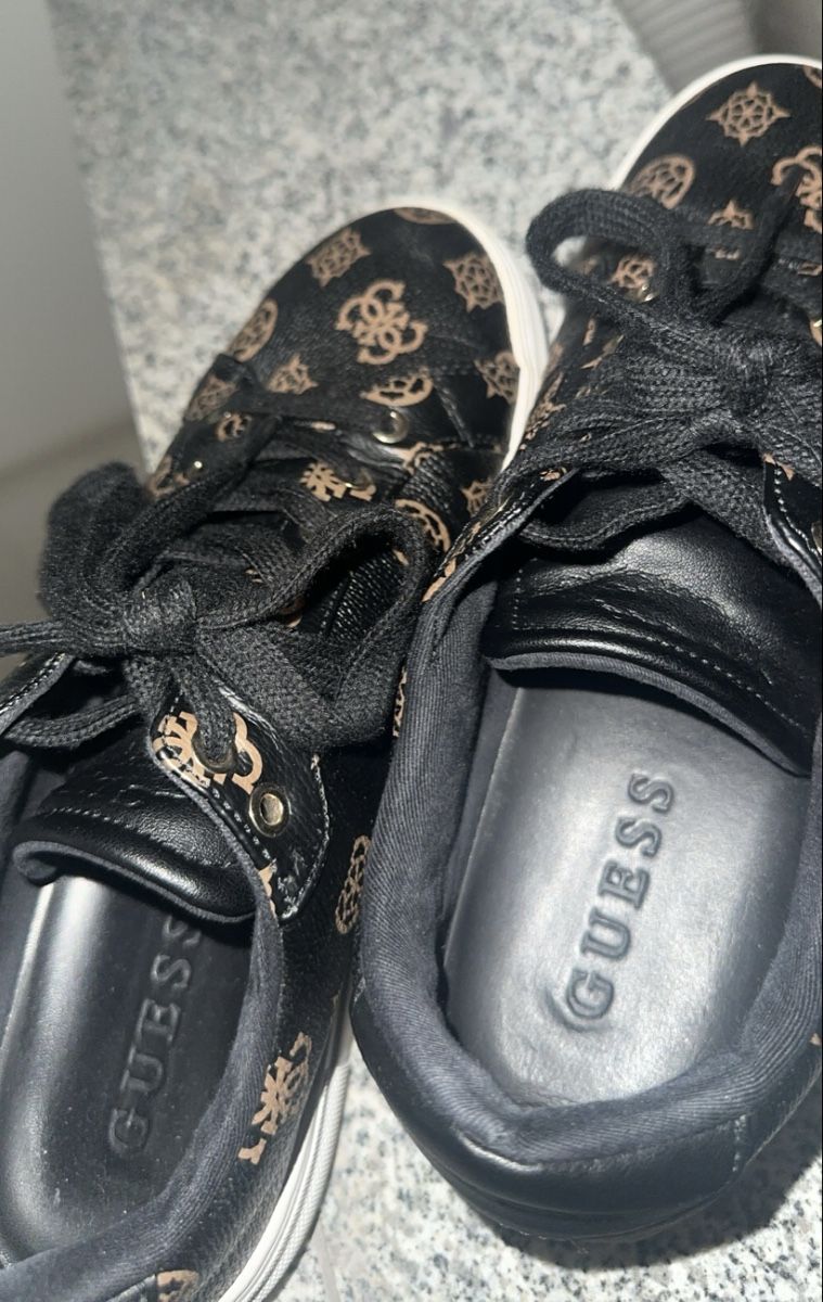 Guess Scarpe da uomo: Guess Sneaker Grösse 40 – Usato da Oftringen venduto da tola19 4