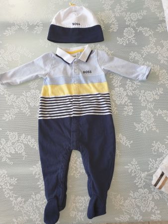 Babystrampler Strampler und Mütze Hugo Boss für 6 Monate 68