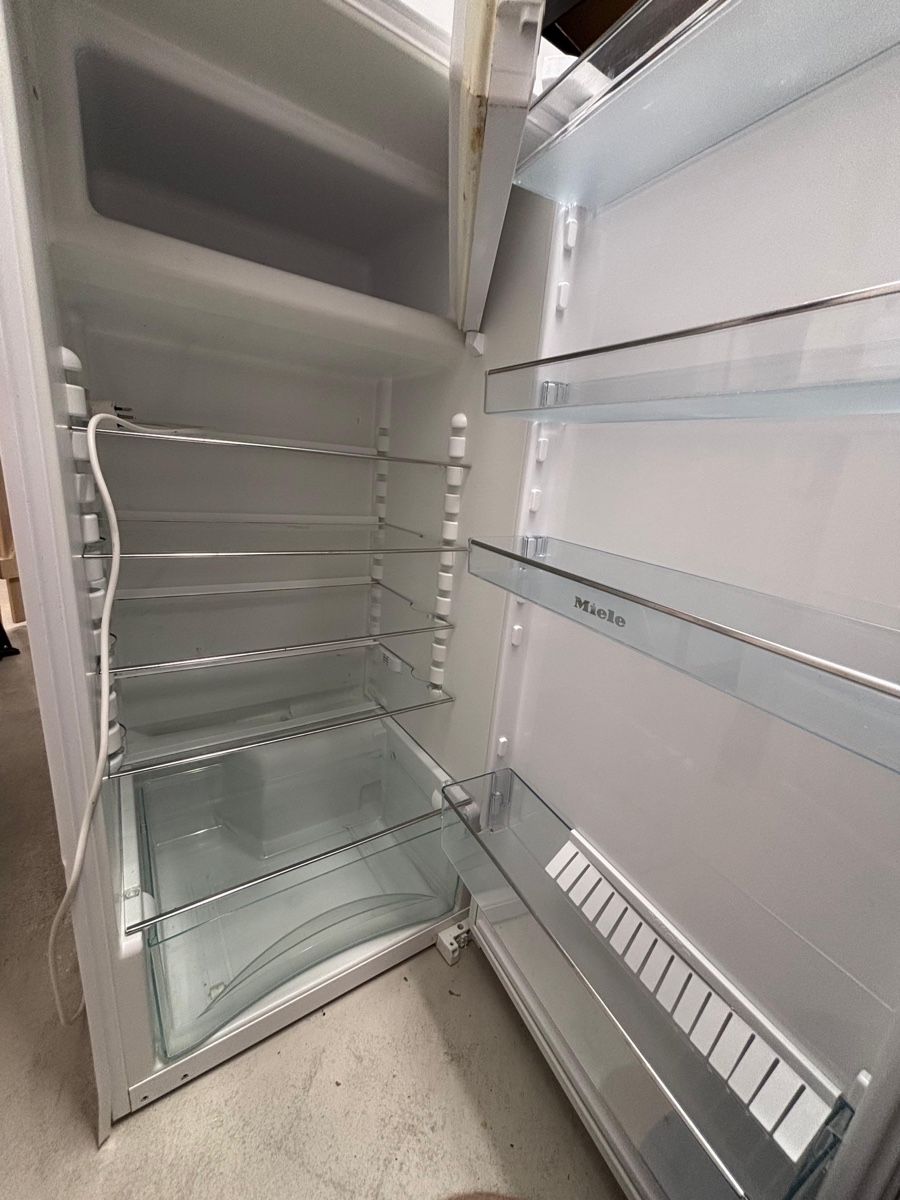 Réfrigérateurs: Miele Einbaukühlschrank – D'occasion à Zug par ugn_qbz5 3