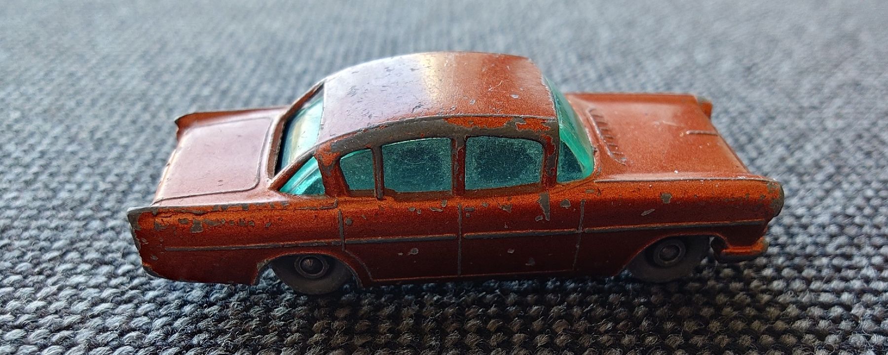 Matchbox Modellautos: Modellauto Matchbox Vauxhall Cresta orange bespielt – Gebraucht aus Lupfig von MarcT 2