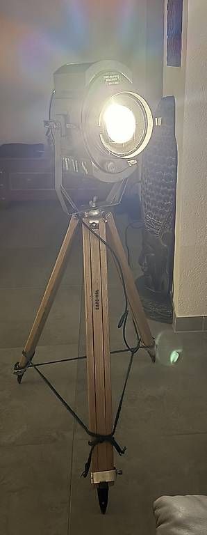 Home Cinema: Magnifique Projecteur de cinéma  – Usato da Cottens FR venduto da Samousse 2