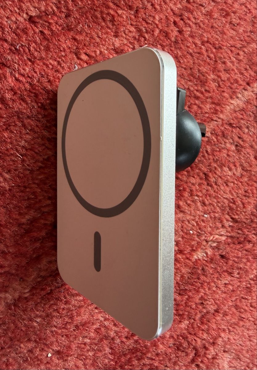 Apple Caricabatterie: Mega Safe Auto Handyhalterung Ladefunktion magnetisch neu – Nuovo (secondo la descrizione) da Biel/Bienne venduto da SirRolf 3