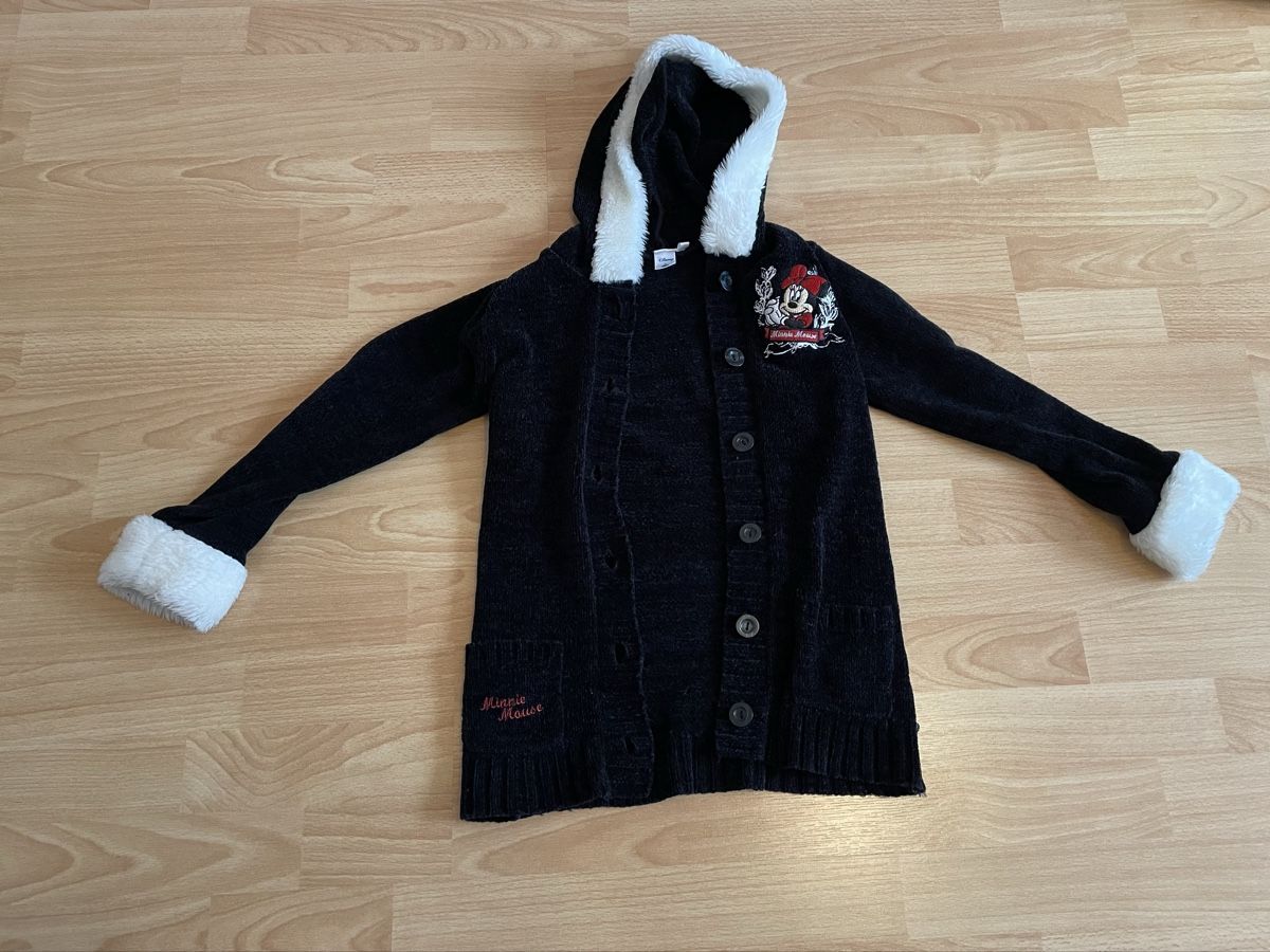 C&A Giacche & Cappotti: Strickjacke Gr. 122 – Usato da Chur venduto da Tsambiko 3