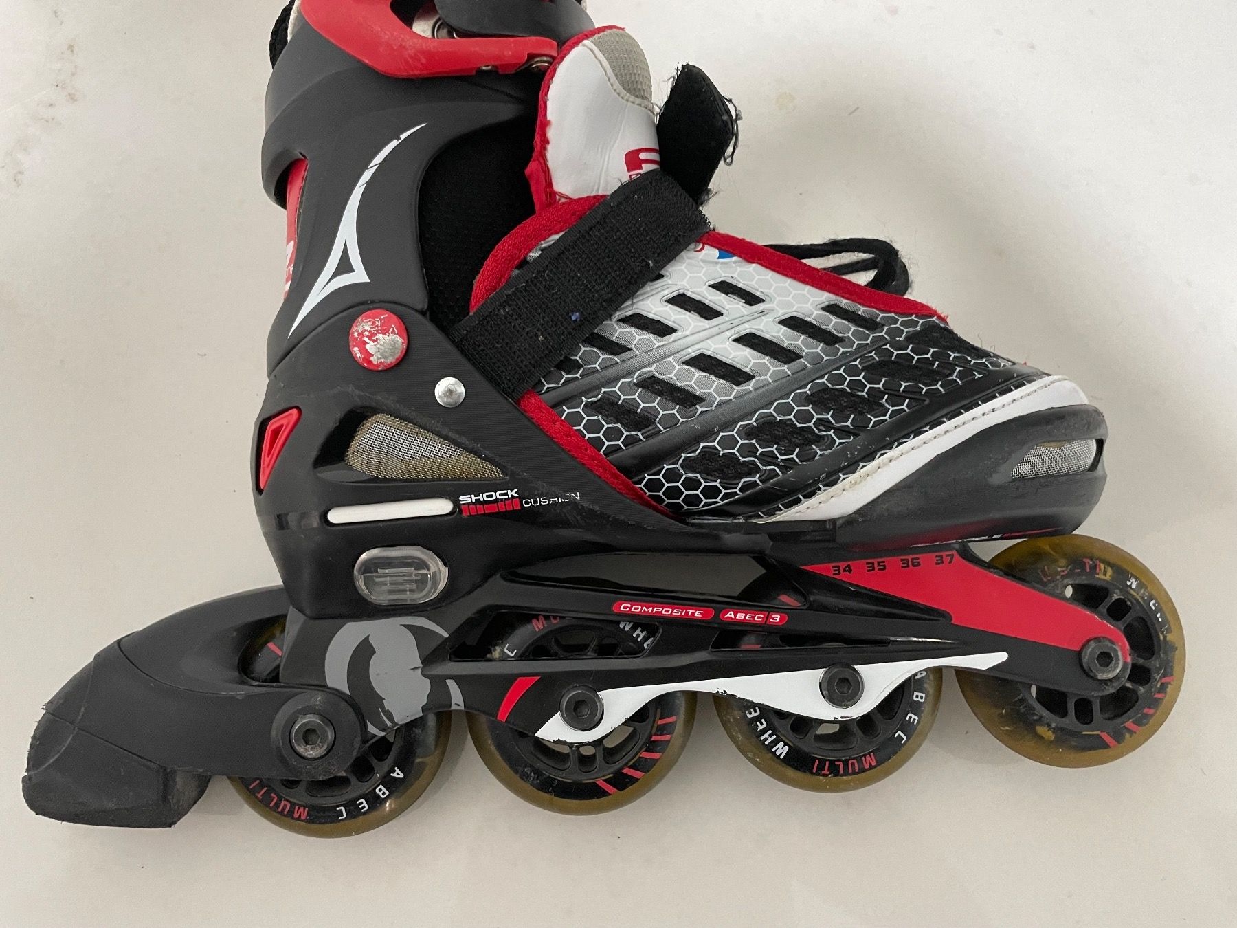 Pattini in linea & Pattini a rotelle: Roller Powerzone taille 34 à 37 – Usato da St-Légier-Chiésaz venduto da EvaVDRiviera 2