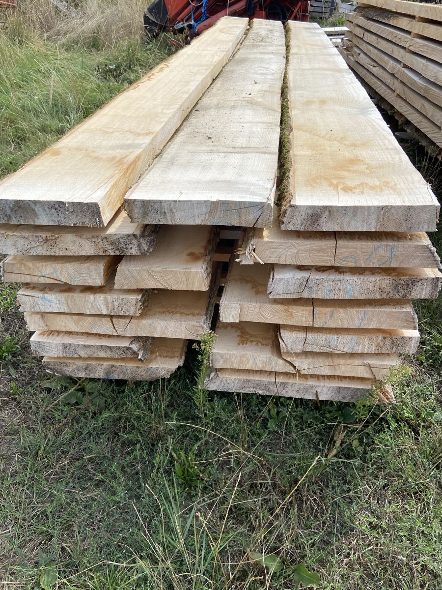 Holzartikel: Eschen Bretter  – Neu (gemäss Beschreibung) aus Gurmels von T7.220 1