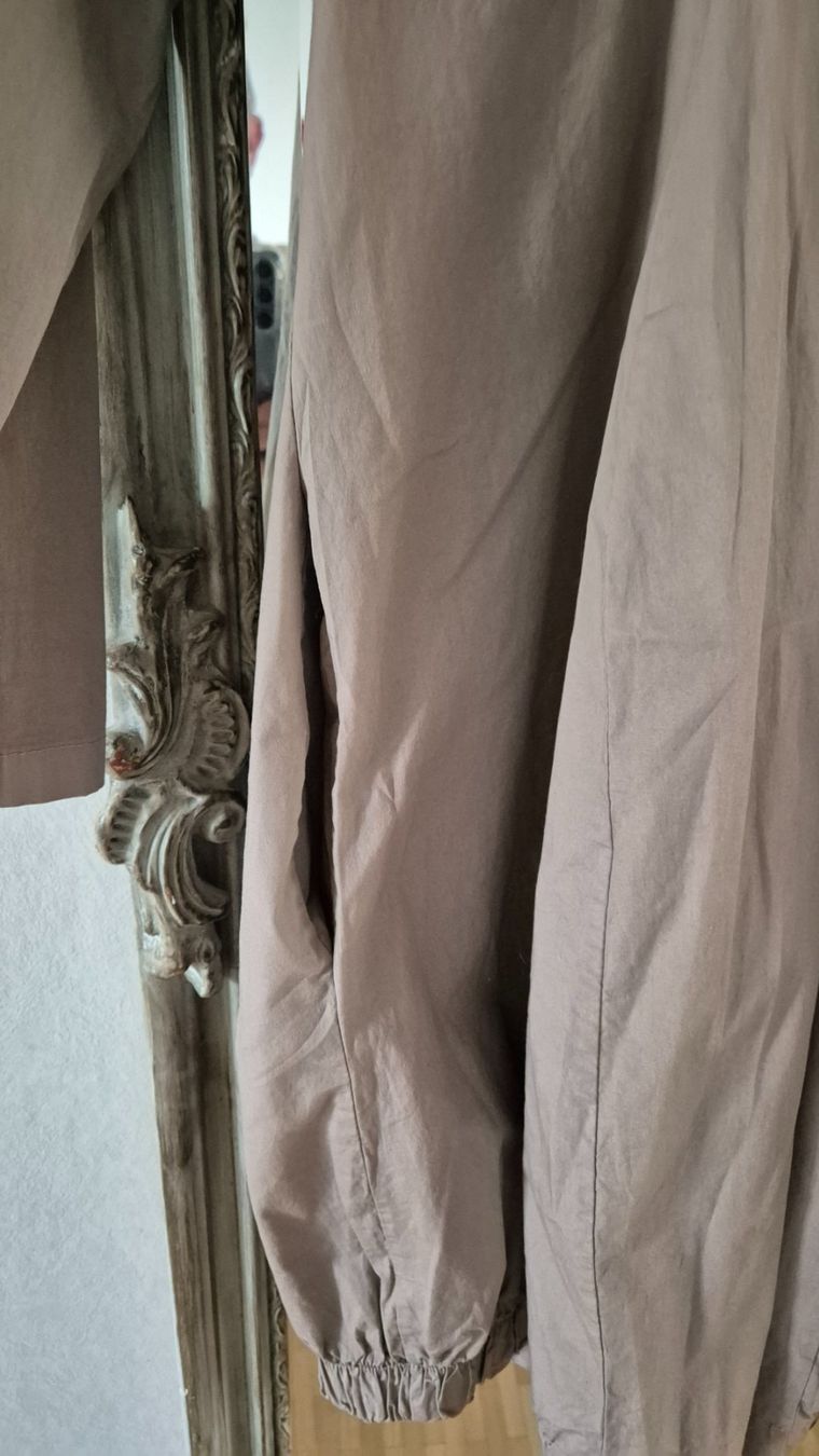 Robes: Ballon Kleid taupe Gr. M – Neuf (Voir description) à Tagelswangen par GABGABFI 2
