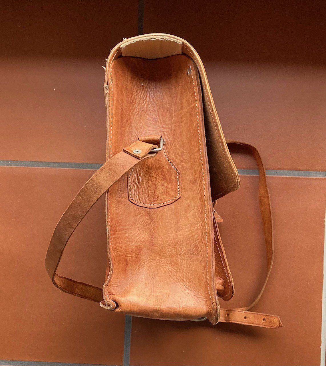 Valigie & Borse: Ledertasche – Usato da Orselina venduto da Vrenegonde 3