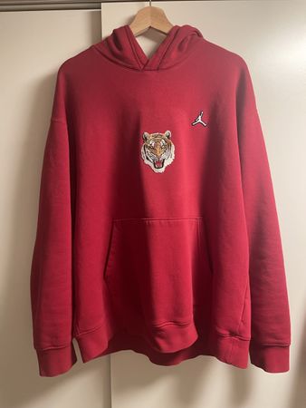 Felpa Jordan XL, rossa, con tigre 🐅— ideale per l'inverno
