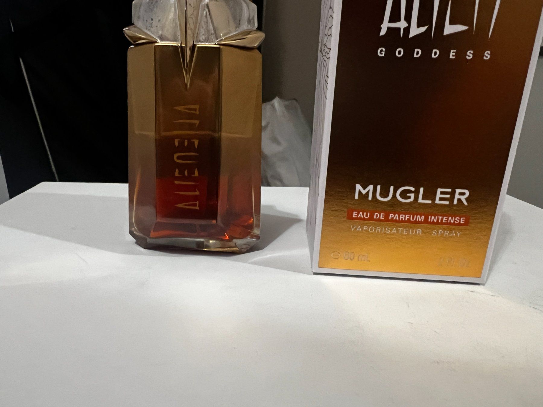 Mugler Profumi & Eau de Toilette: Mugler Alien Goddess Intense EDP – Usato da Monthey venduto da Black-Cockatoo 1