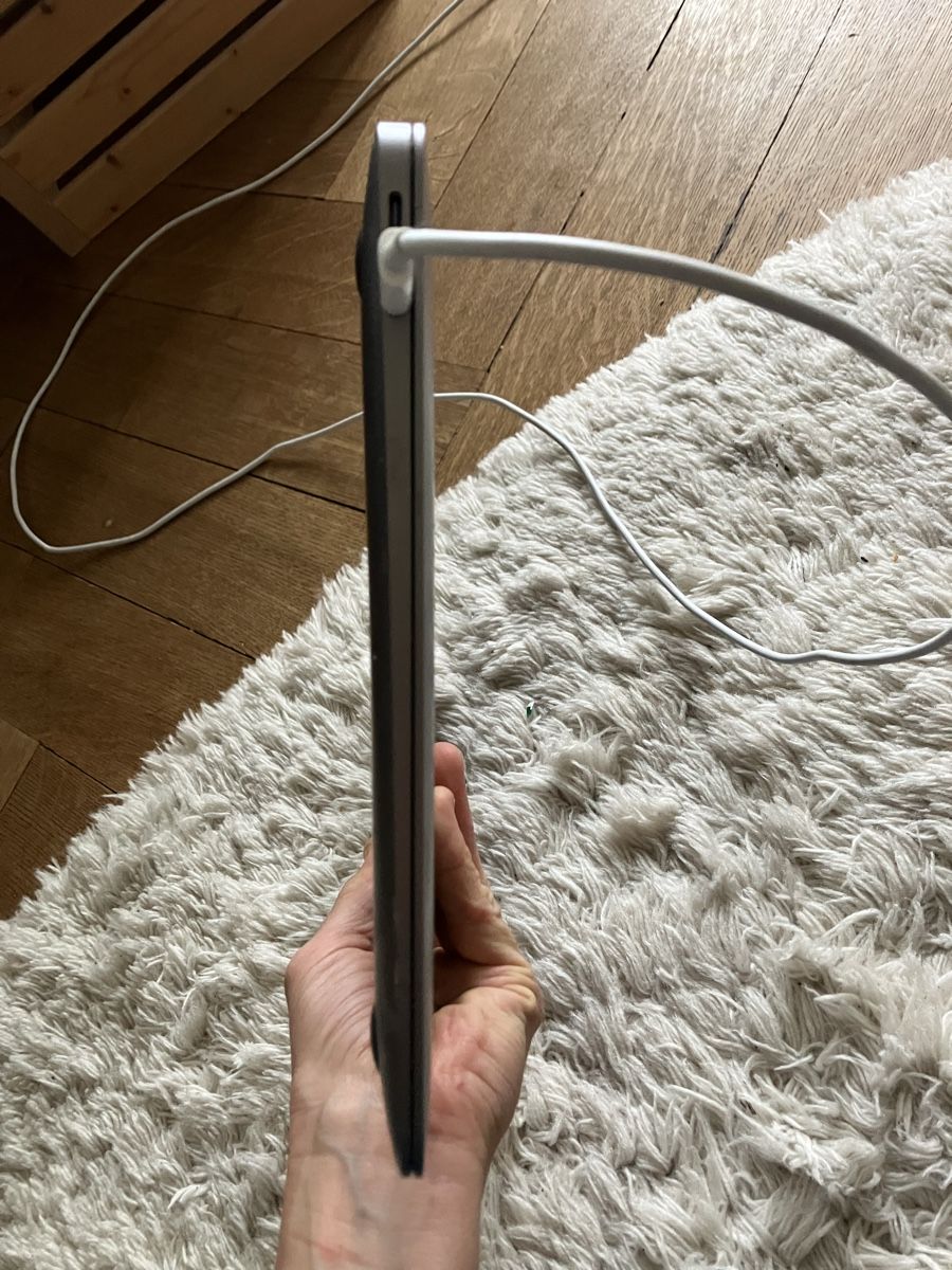 Apple Notebook: MacBook Air – Difettoso da Bern venduto da val_wr8h 5