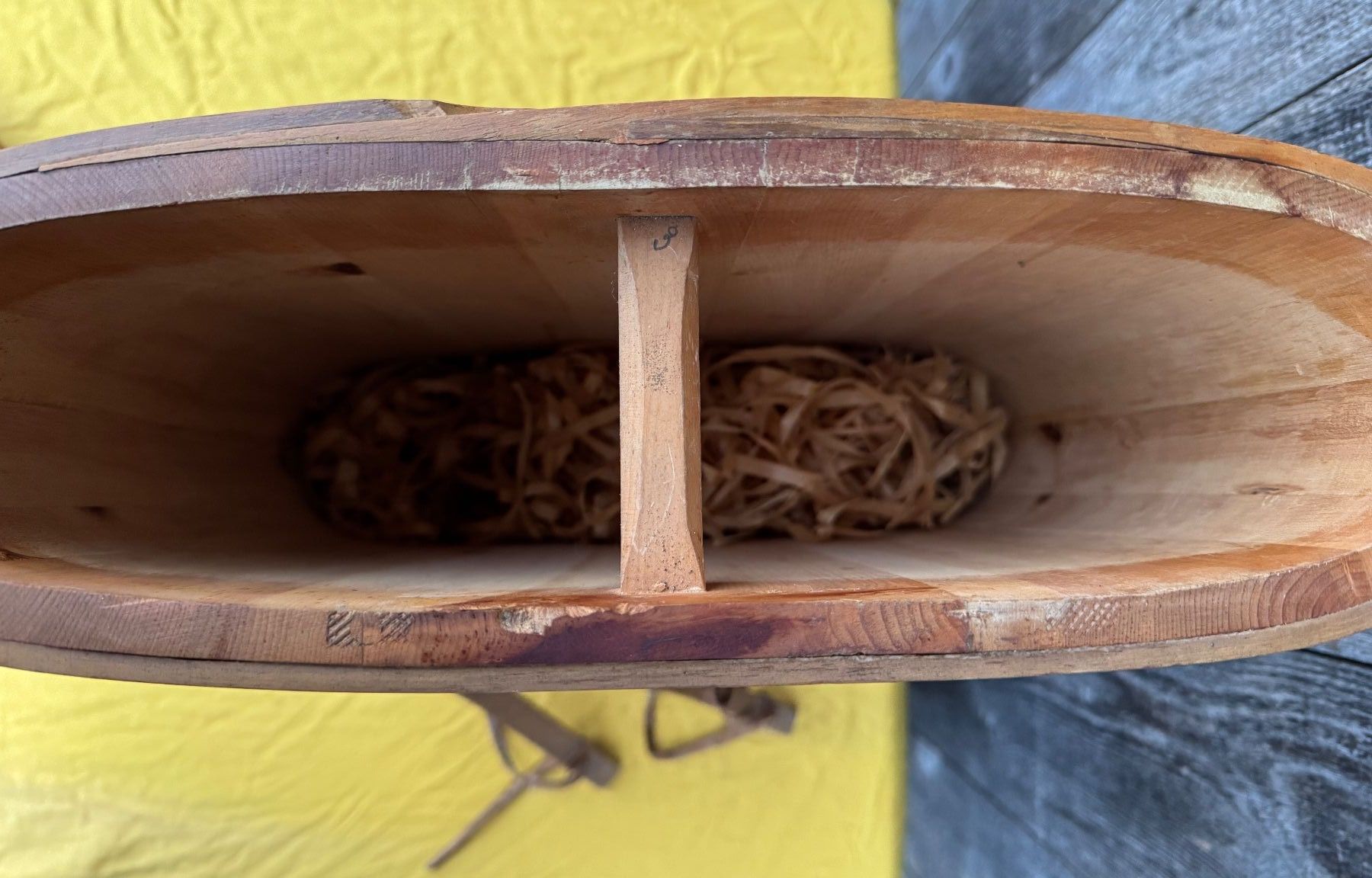 Articoli in legno: Bräntli – Usato da Sachseln venduto da BONATI01 4