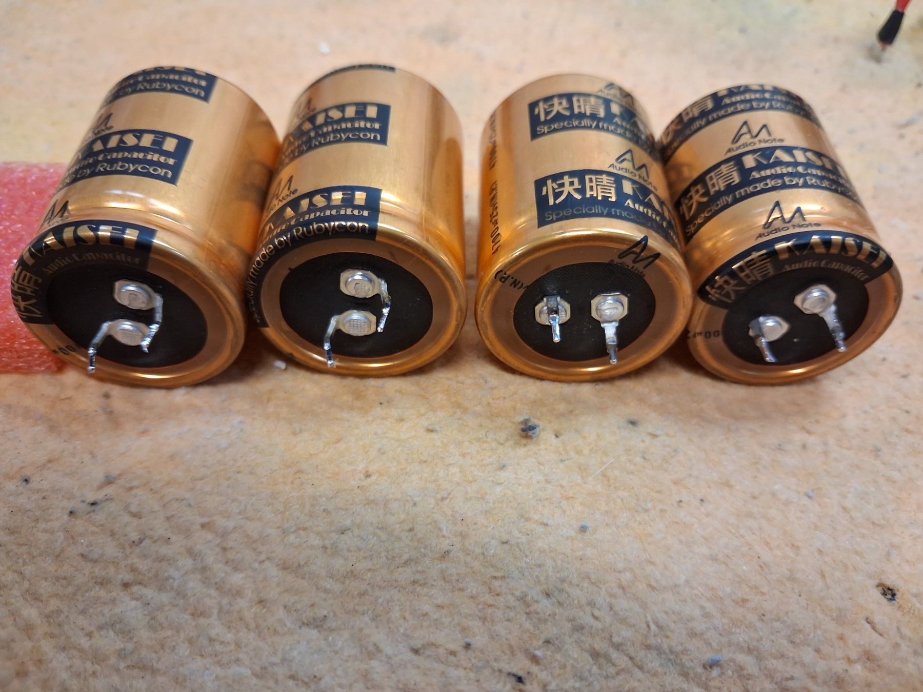 Componenti elettronici: Audio Note Kasei bipolar Elko 4700uF 25VDC – Nuovo (secondo la descrizione) da Wohlen AG venduto da strowo 2